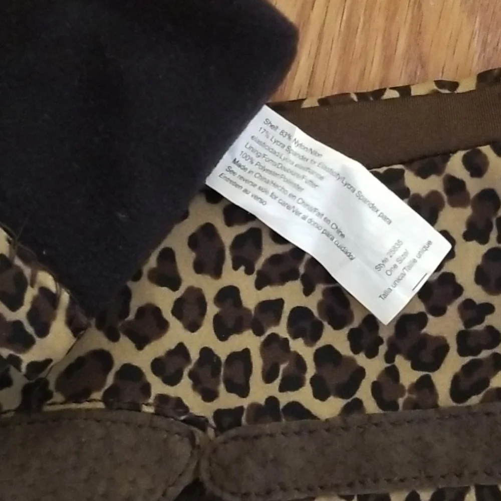 Preston of York gloves‎ black with fur med
